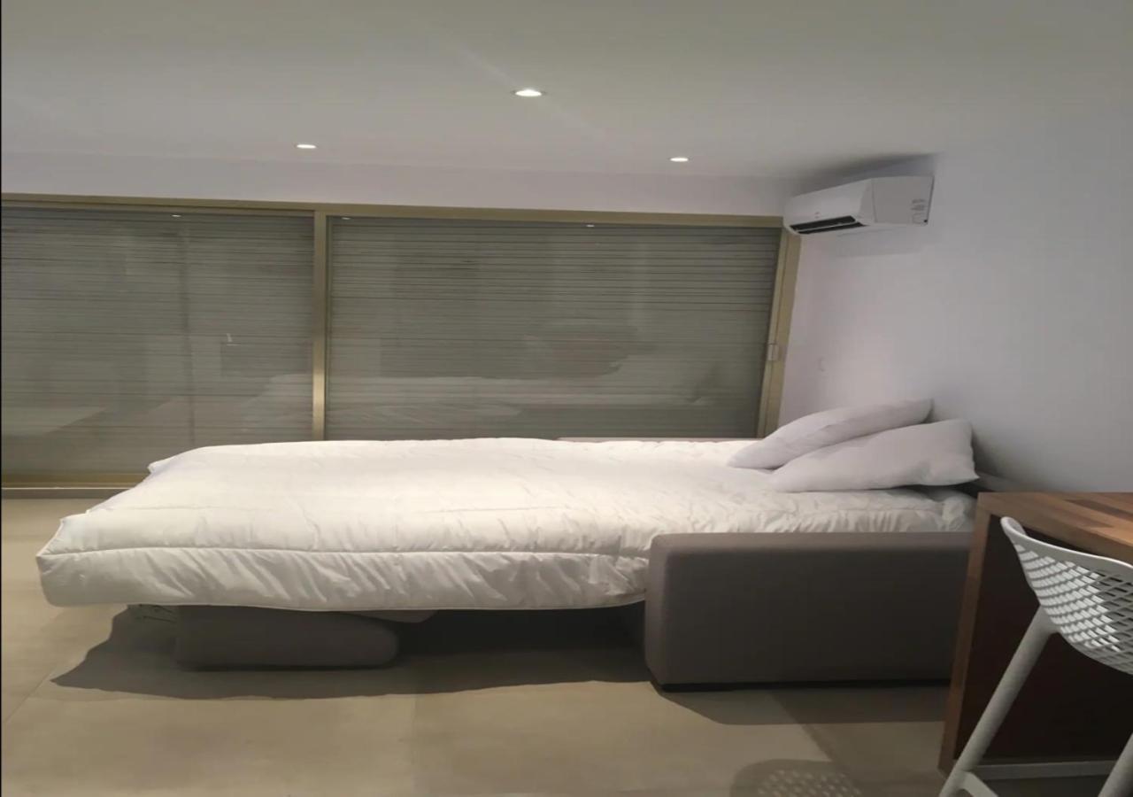 Tres Beau Studio Avec Terrasse, Situe A 100M Des Plages De Juans Les Pins Antibes Eksteriør billede